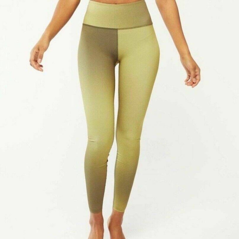 Fierce + Regal The Airbrush Leggings Green Army Yellow Chartreuse Small 7/8
